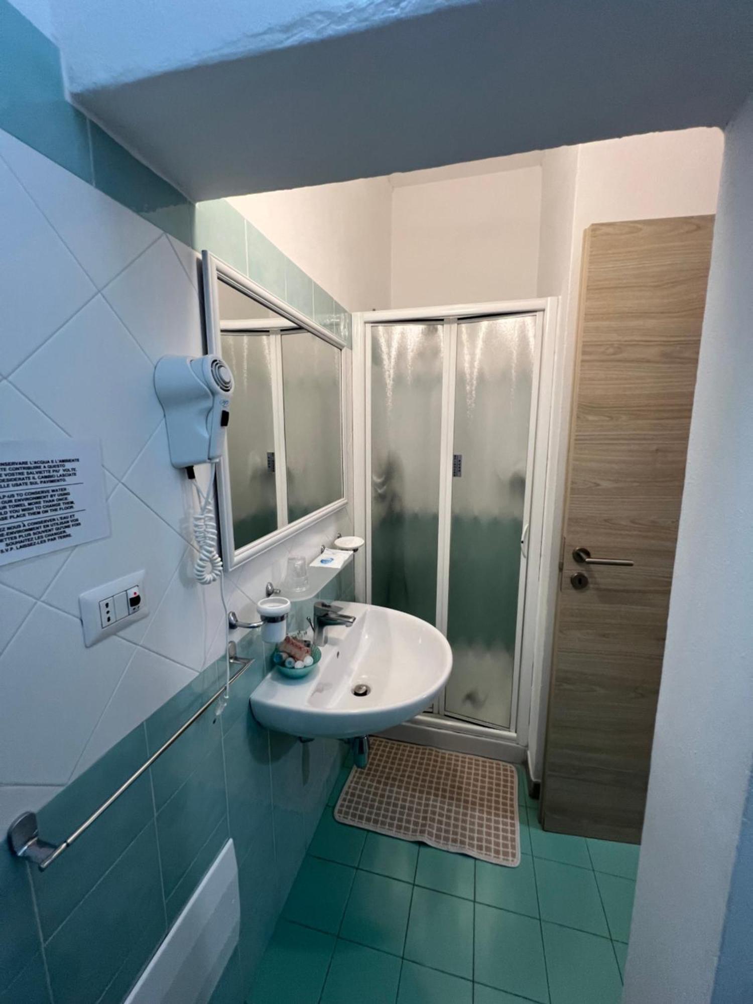 Hotel Da Cecco Санта-Тереза-Галлура Экстерьер фото
