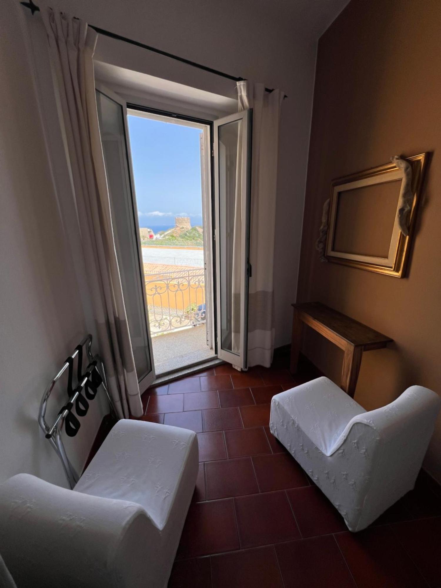 Hotel Da Cecco Санта-Тереза-Галлура Экстерьер фото