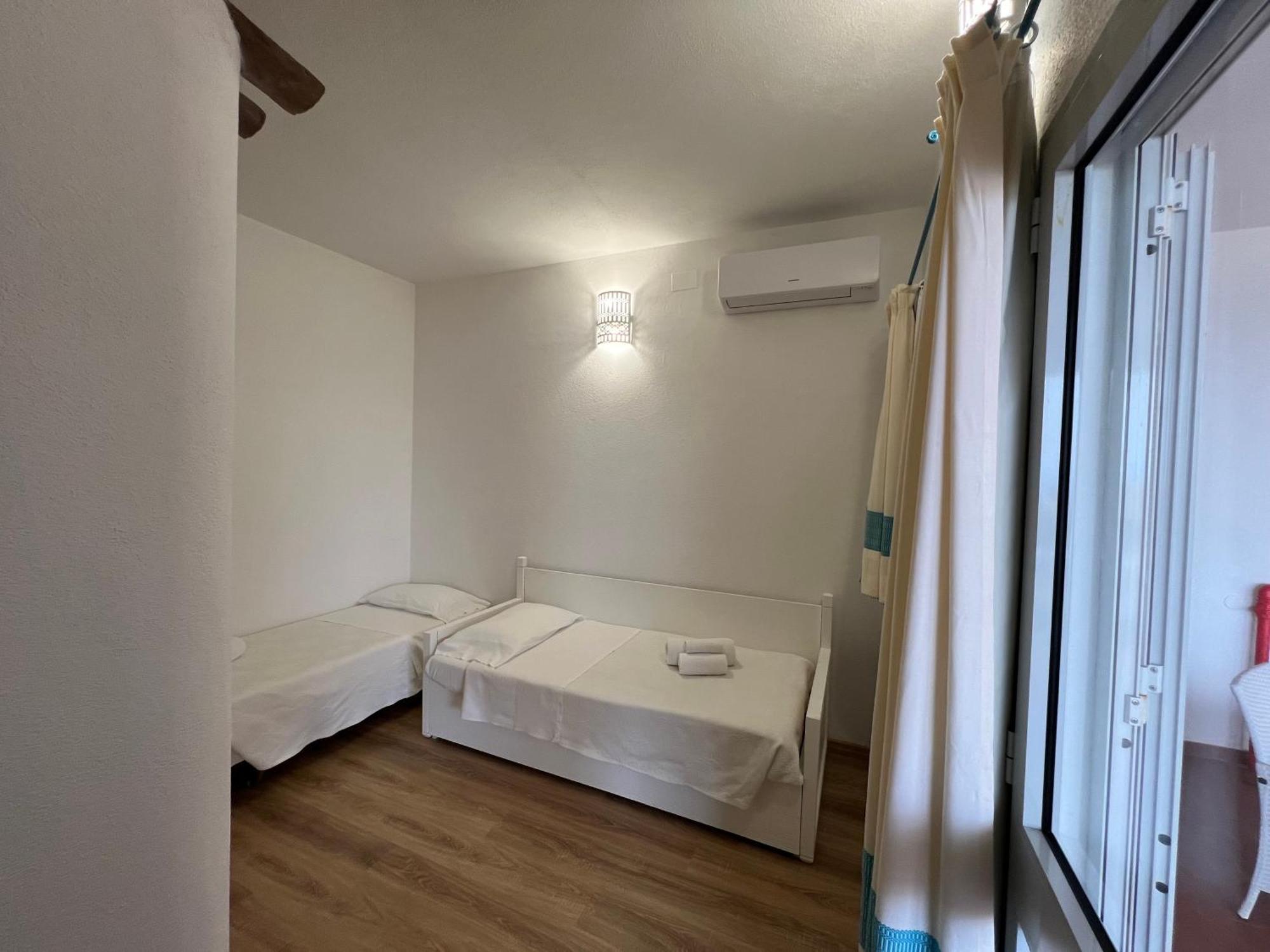 Hotel Da Cecco Санта-Тереза-Галлура Экстерьер фото